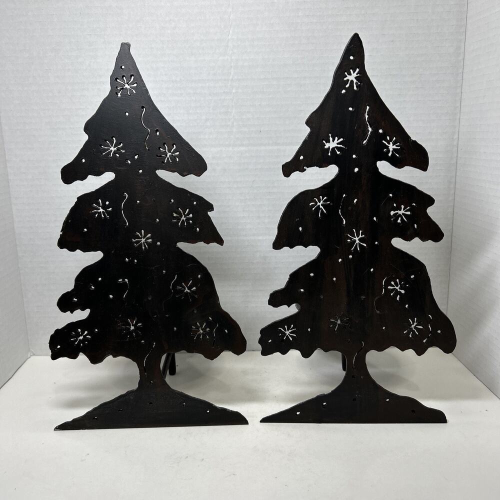 Crate & Barrel Black Metal Christmas Tree Shaped Candle Holder Luminaire Qty 2